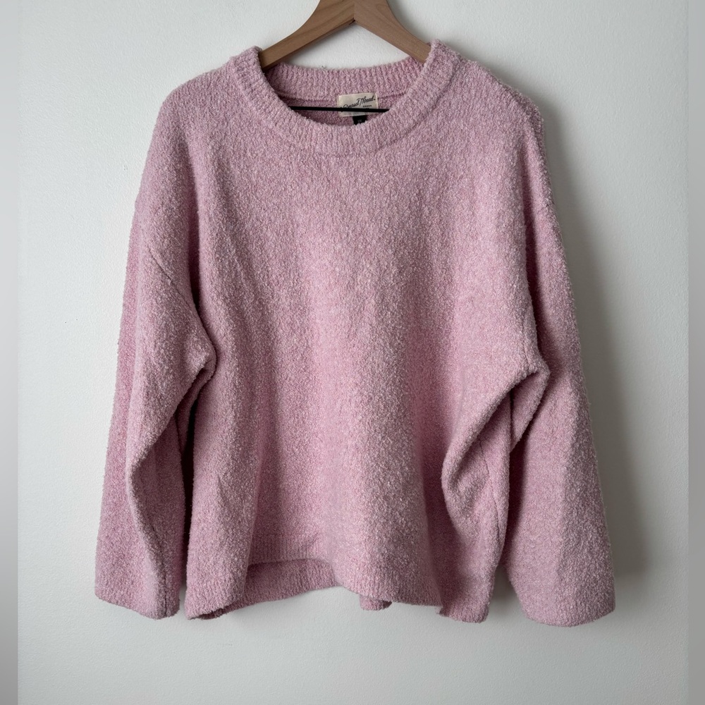 Universal Thread Fuzzy Soft Pink Crew Neck Sweater in XXL
